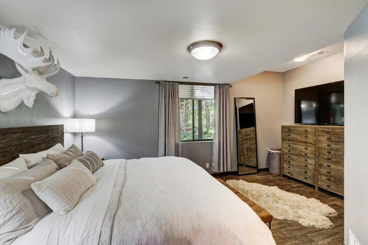 Luxury Modern Townhome Steps To Ski Lifts And Downtown With Nature At Your Patio Breckenridge Dış mekan fotoğraf